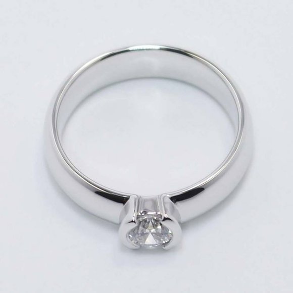 Round Flawless Diamond Engagement Ring (0.40 ct.) - Picture 2 of 4